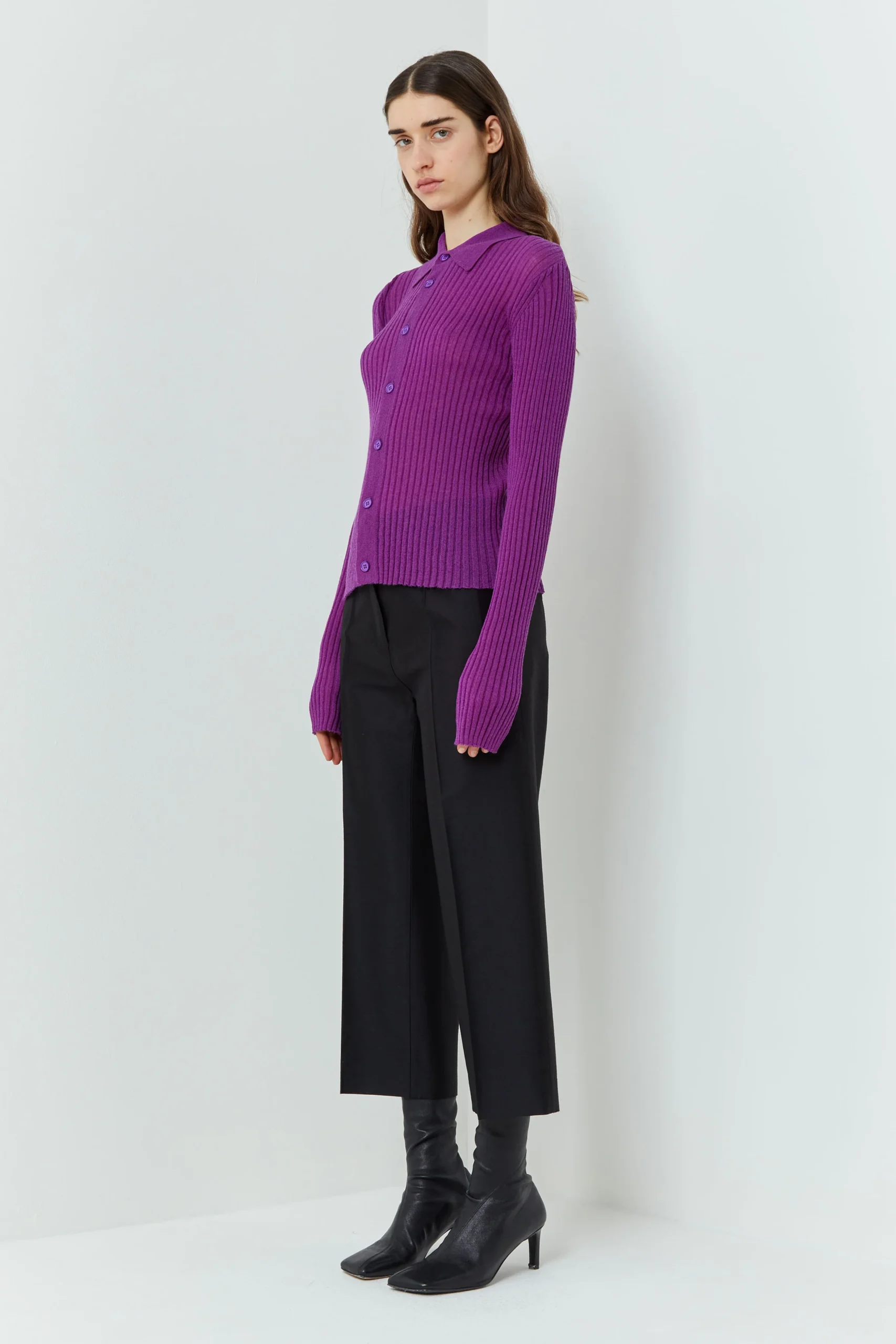 piwani-charcoal-melange-christian-wijnants-2025-mode-court-pantalon-black-laine-right