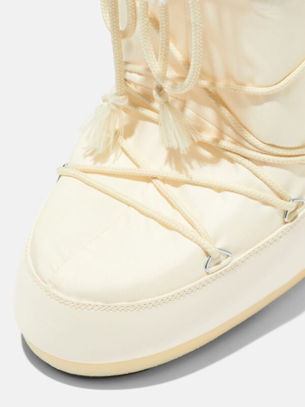 moon-boot-bottes-icon-cream-en-nylon-chaussures-hiver-unisex-style-chic-et-confortable-front