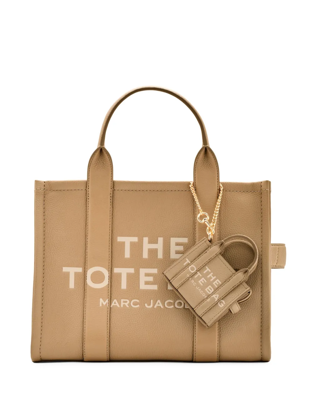 nano-tote-charm-camel-marc-jacobs-tendance-sac-porte-cle-tote-bag-village-valence-2025-porter