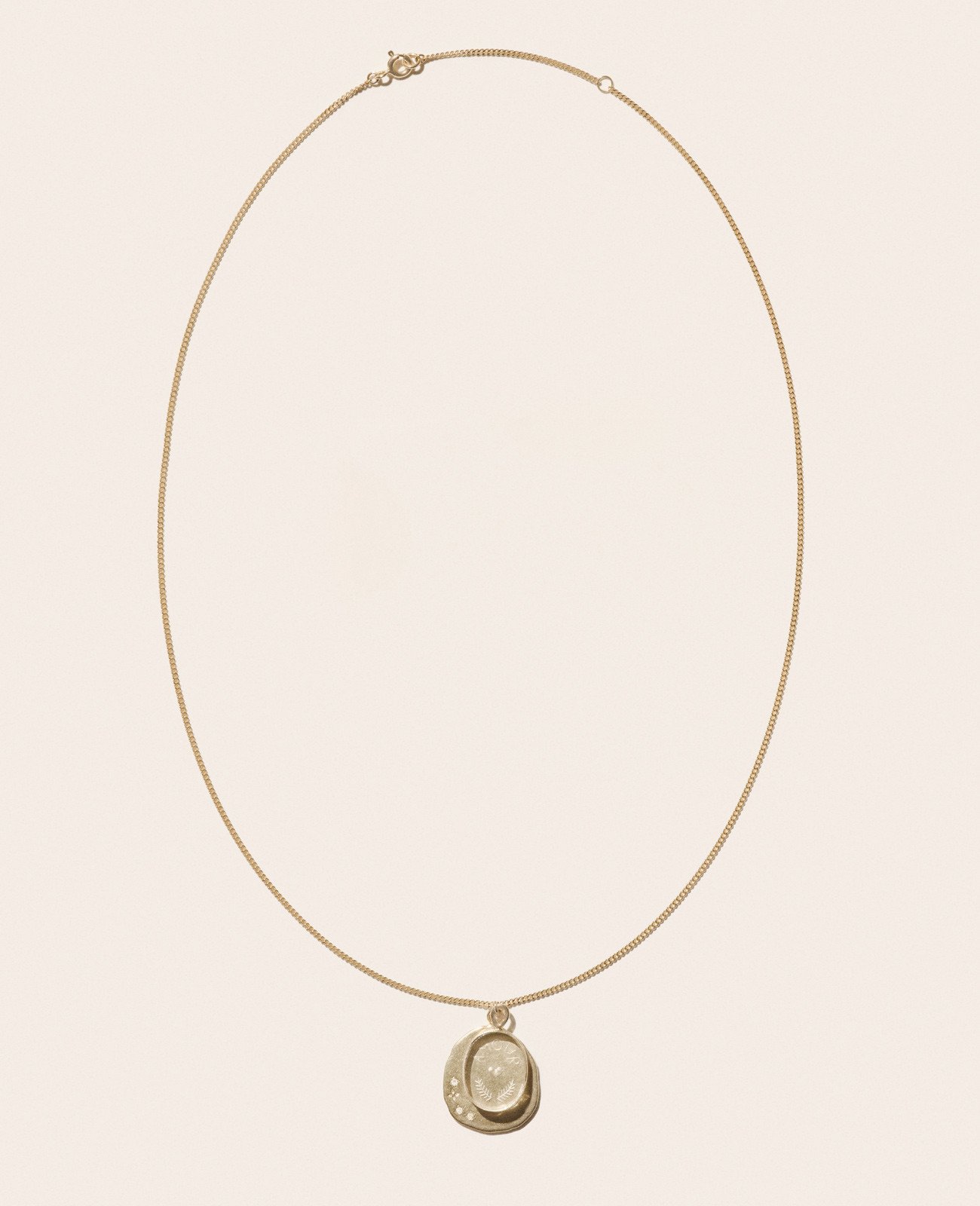 pascale-monvoisin-lamour-collier-personnalisable-or-jaune-cristal-de-roche-diamants-unisexe-valence-france-bijoux-artisanal-elegant-tendance-complete.jpg