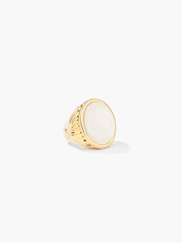 Bague-rosario-ivoire-aurelie-bidermann-doree-intemporel-chic-accessoire-village-valence-2025-ete