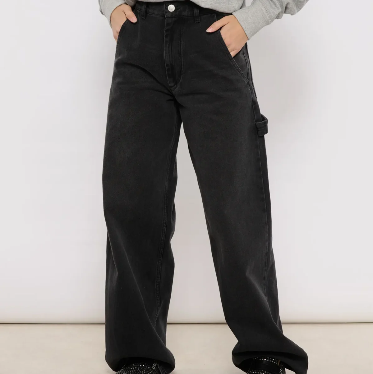 jean solene faded black isabel marant valence village 2025 tendance mode pantalon porter