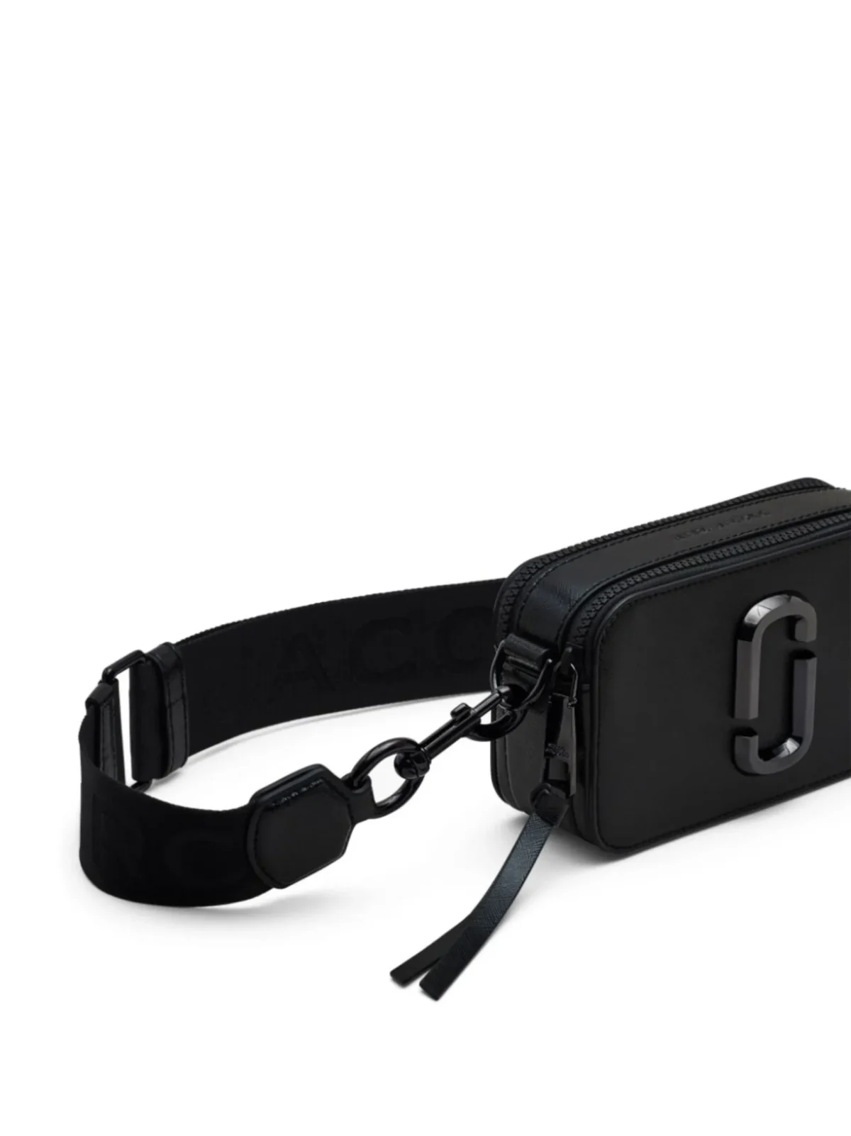 snapshot black marc jacobs village valence 2025 intemporel mode above