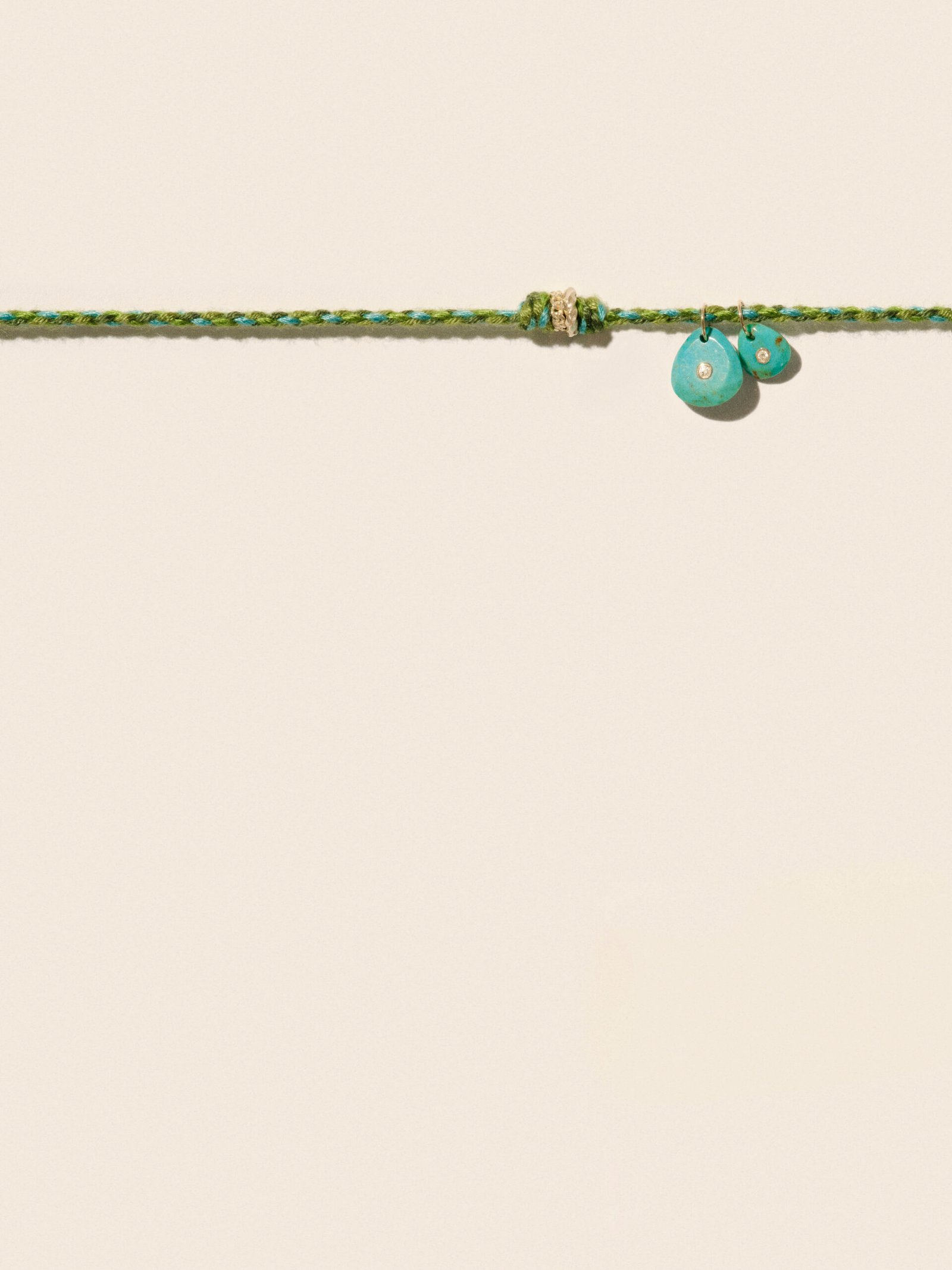 Collier Holi